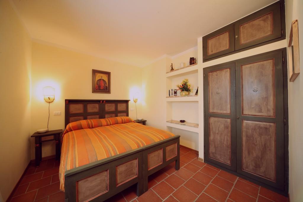 Agriturismo Caiburroni Pietralunga  Rum bild